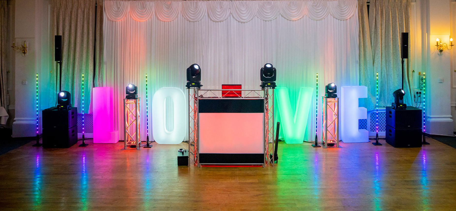 set up 2 Cornwall Wedding DJ From Cornwall Parties Wedding DJ Cornwall + Video Services from Cornwall Parties